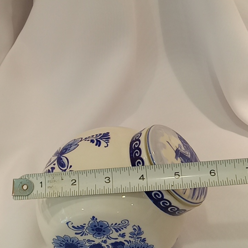 Delft Hand Painted Small Blue And White Canister - Picture 8 of 10